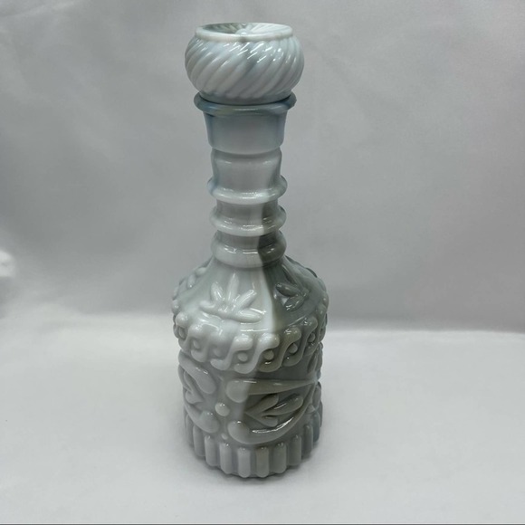 Vintage Decanter - Picture 3 of 6